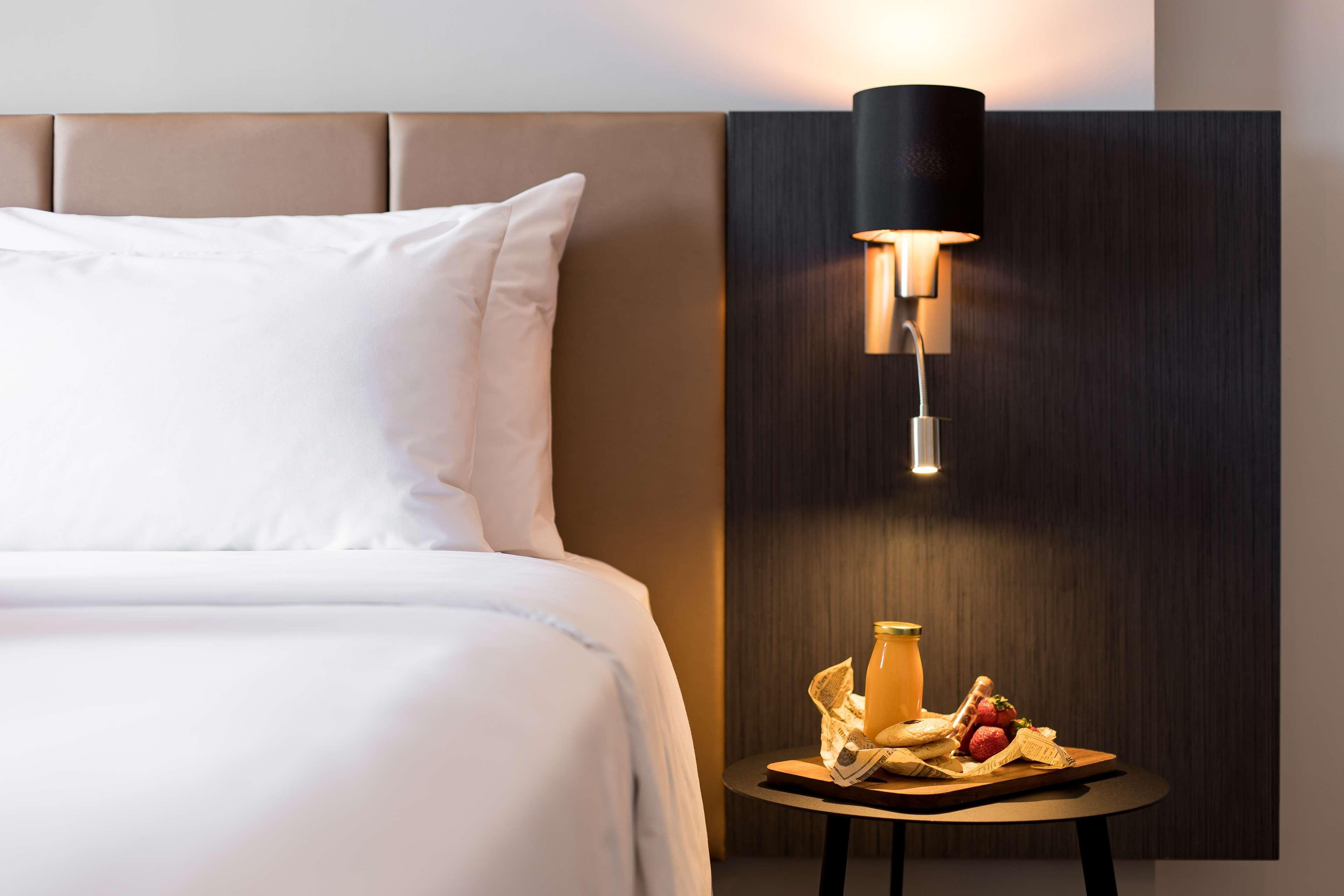 Radisson Blu Hotel Antananarivo Waterfront Exterior photo