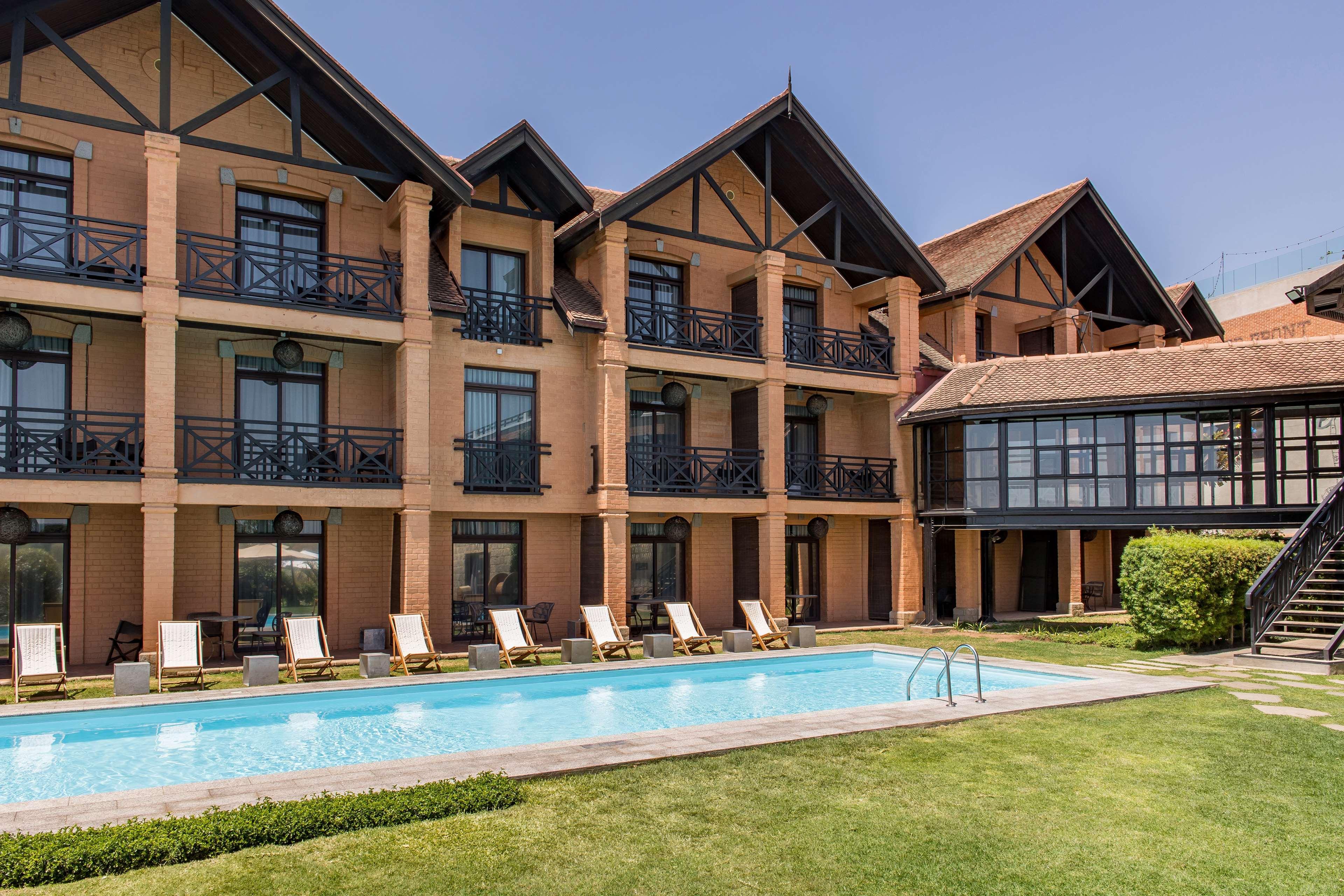 Radisson Blu Hotel Antananarivo Waterfront Exterior photo